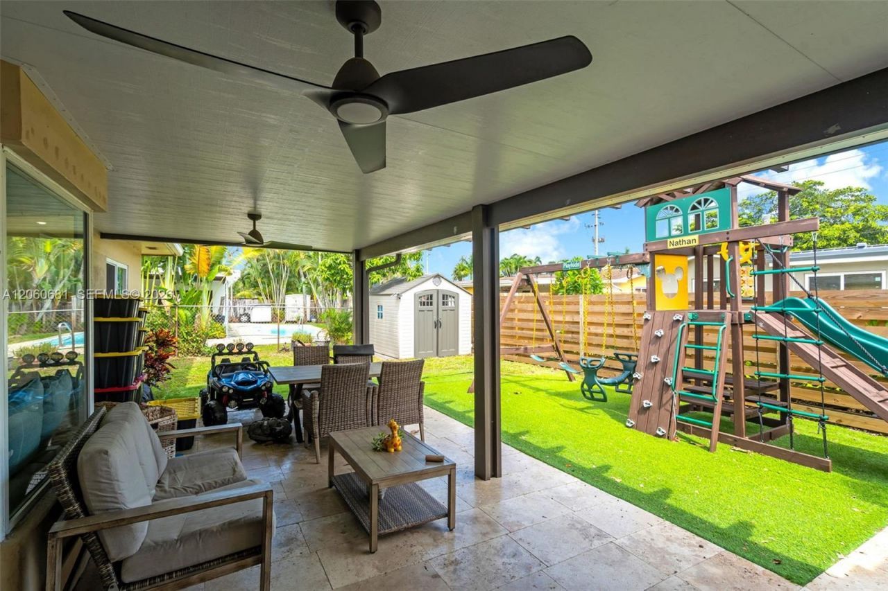 11311 NW 23rd St, Pembroke Pines, FL 33026 Photo