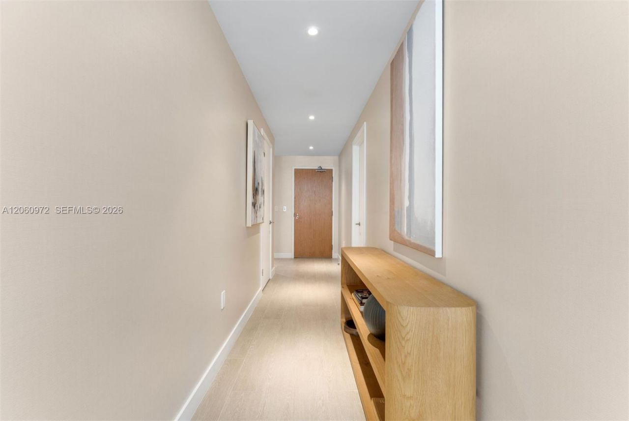 500 Alton Rd , Unit 2105, Miami Beach, FL 33139 Photo