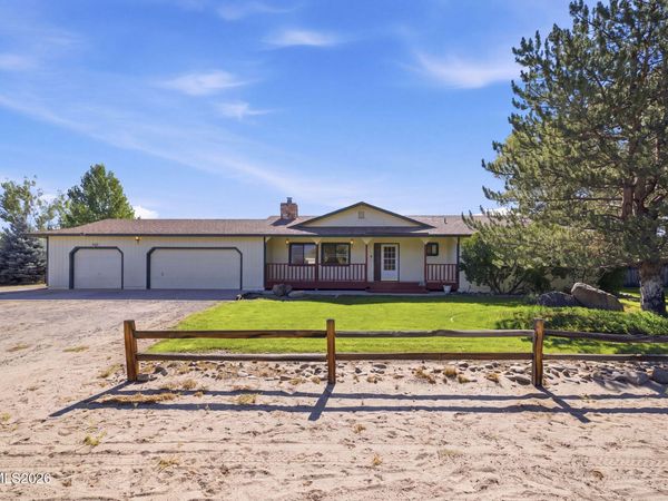 2637 Kayne Avenue, Minden, NV 89423