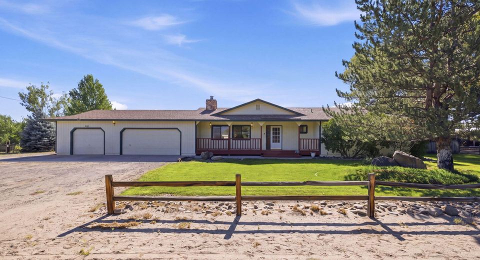 2637 Kayne Avenue, Minden, NV 89423 Photo