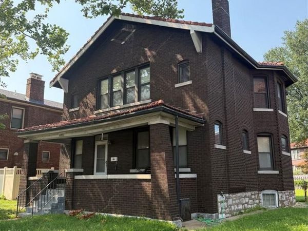 6957 Clayton Avenue , St Louis, MO 63117