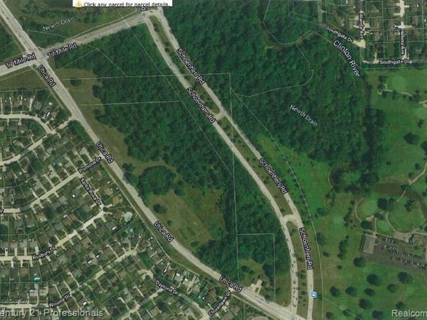 38900 Utica Road , Sterling Heights, MI 48312
