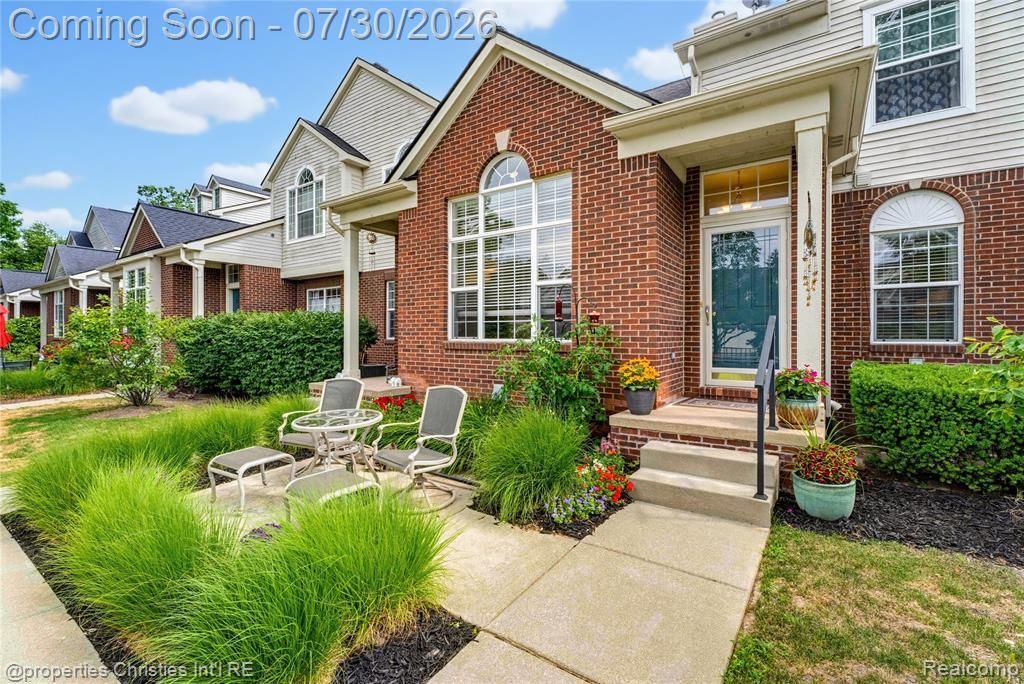 35104 Emma Circle , Commerce Township, MI 48390 Main Photo