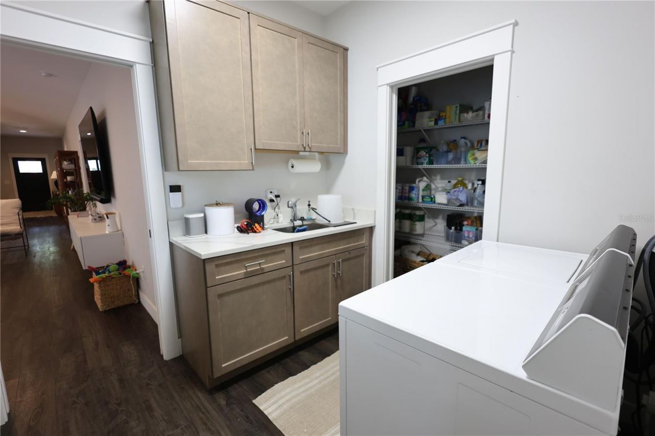655 12th Avenue S, Saint Petersburg, FL 33701 Photo