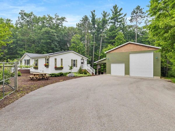 4033 Harolds Road, Traverse City, MI 49696