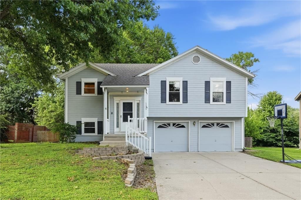 1104 Park Drive, Greenwood, MO 64034 Main Photo
