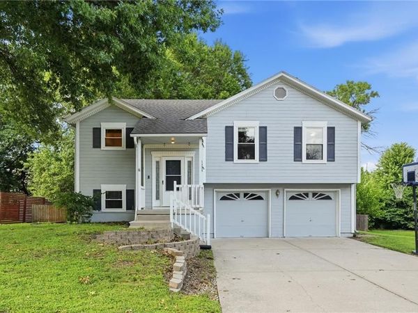 1104 Park Drive, Greenwood, MO 64034