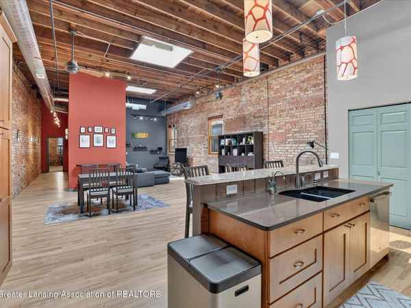 214 S Washington Square, Lansing, MI 48933