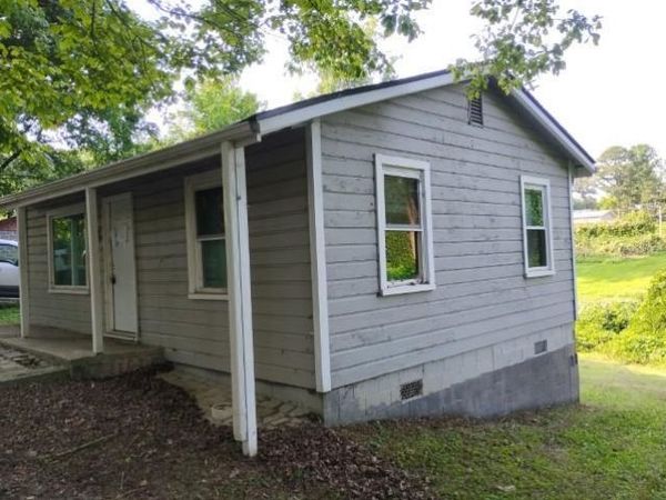 2742 Camp Road , Jasper, GA 30143