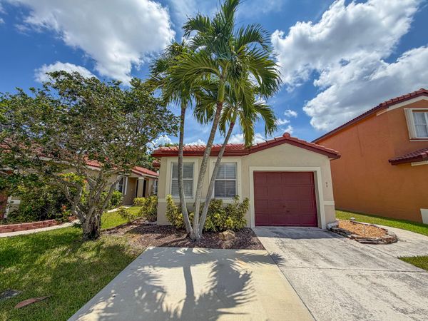 90 NW 42nd Way, Deerfield Beach, FL 33442