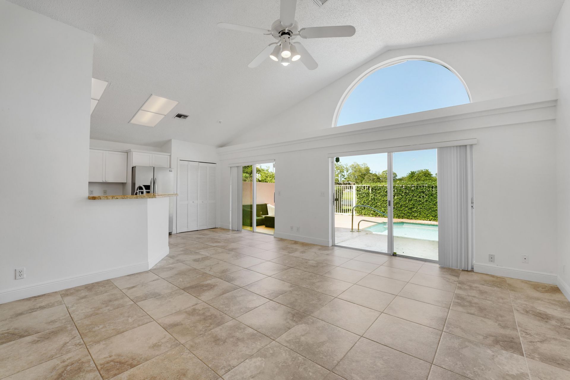 4355 Leicester Court, West Palm Beach, FL 33409 Photo