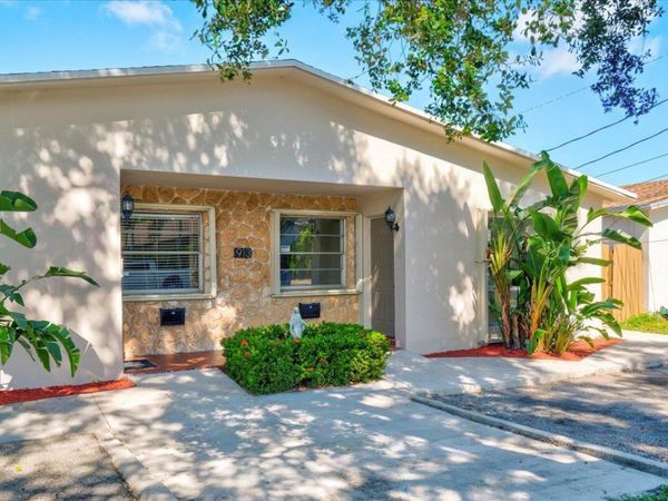 913 ORANGE Isle, Unit 1-2, Fort Lauderdale, FL 33315