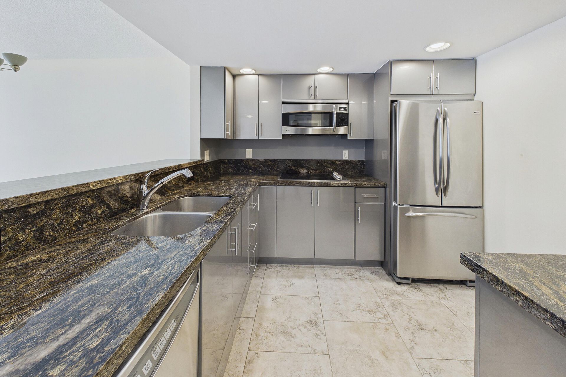 1800 N Andrews Avenue N, Unit 2A, Fort Lauderdale, FL 33311 Photo