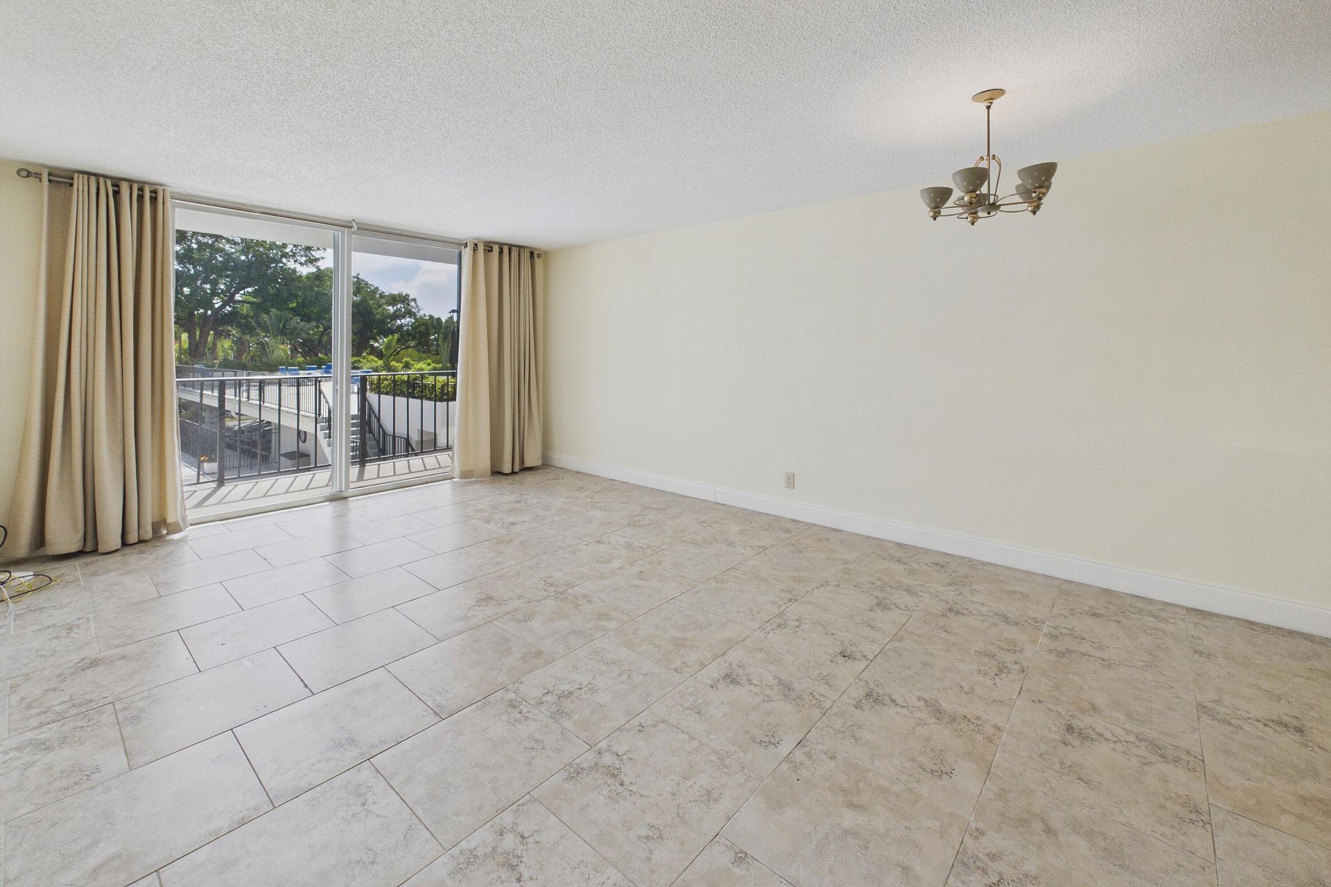 1800 N Andrews Avenue N, Unit 2A, Fort Lauderdale, FL 33311 Photo