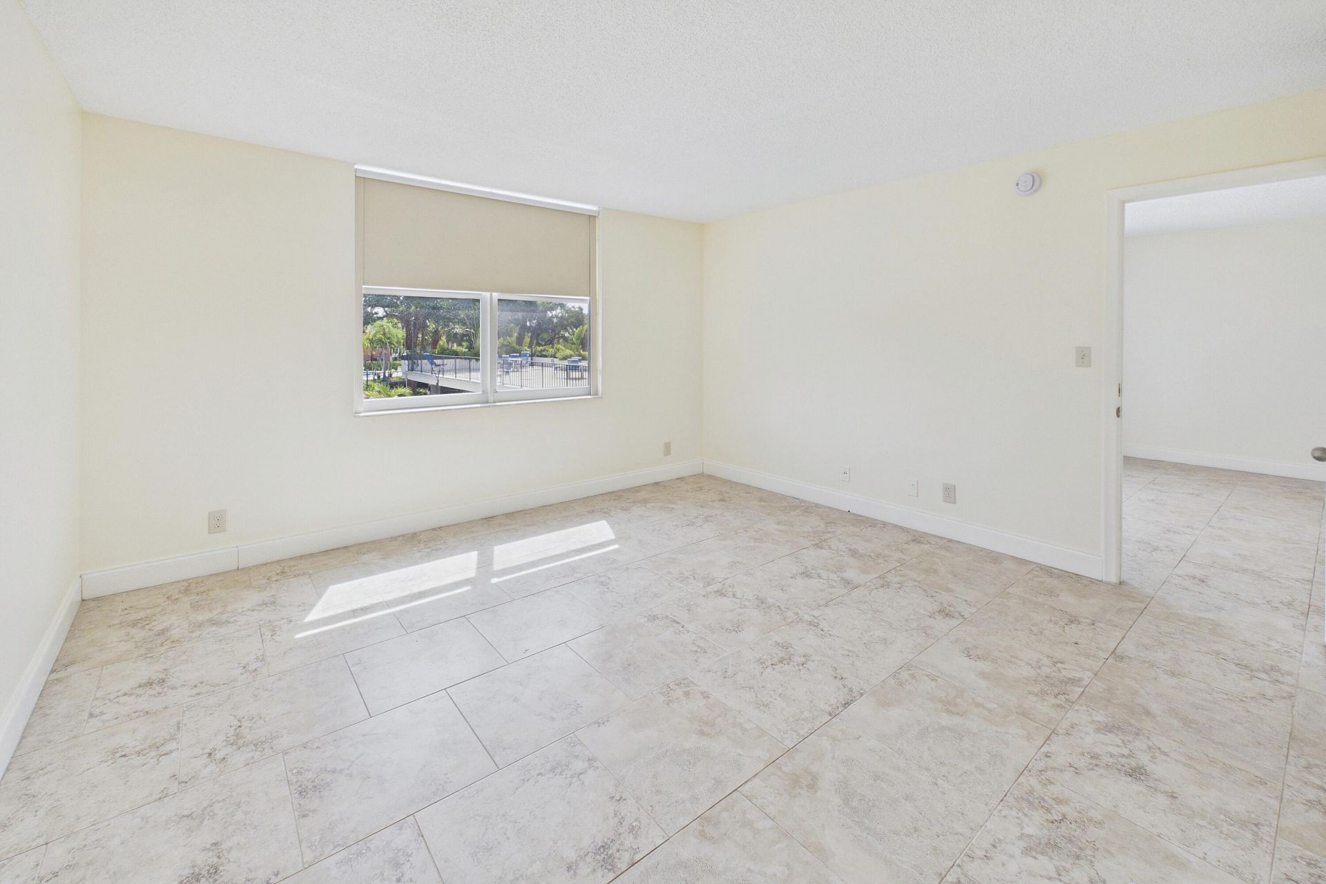 1800 N Andrews Avenue N, Unit 2A, Fort Lauderdale, FL 33311 Photo