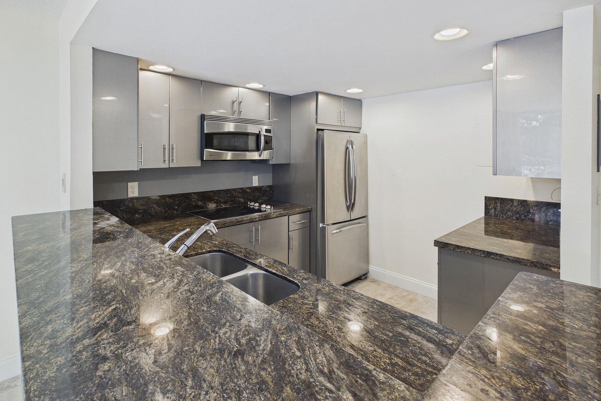 1800 N Andrews Avenue N, Unit 2A, Fort Lauderdale, FL 33311 Photo