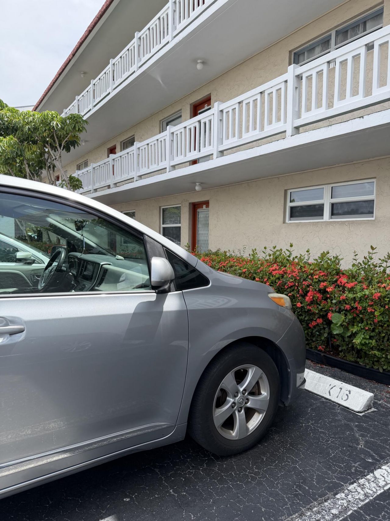 3511 Inverrary Drive, Unit 208, Lauderhill, FL 33319 Photo