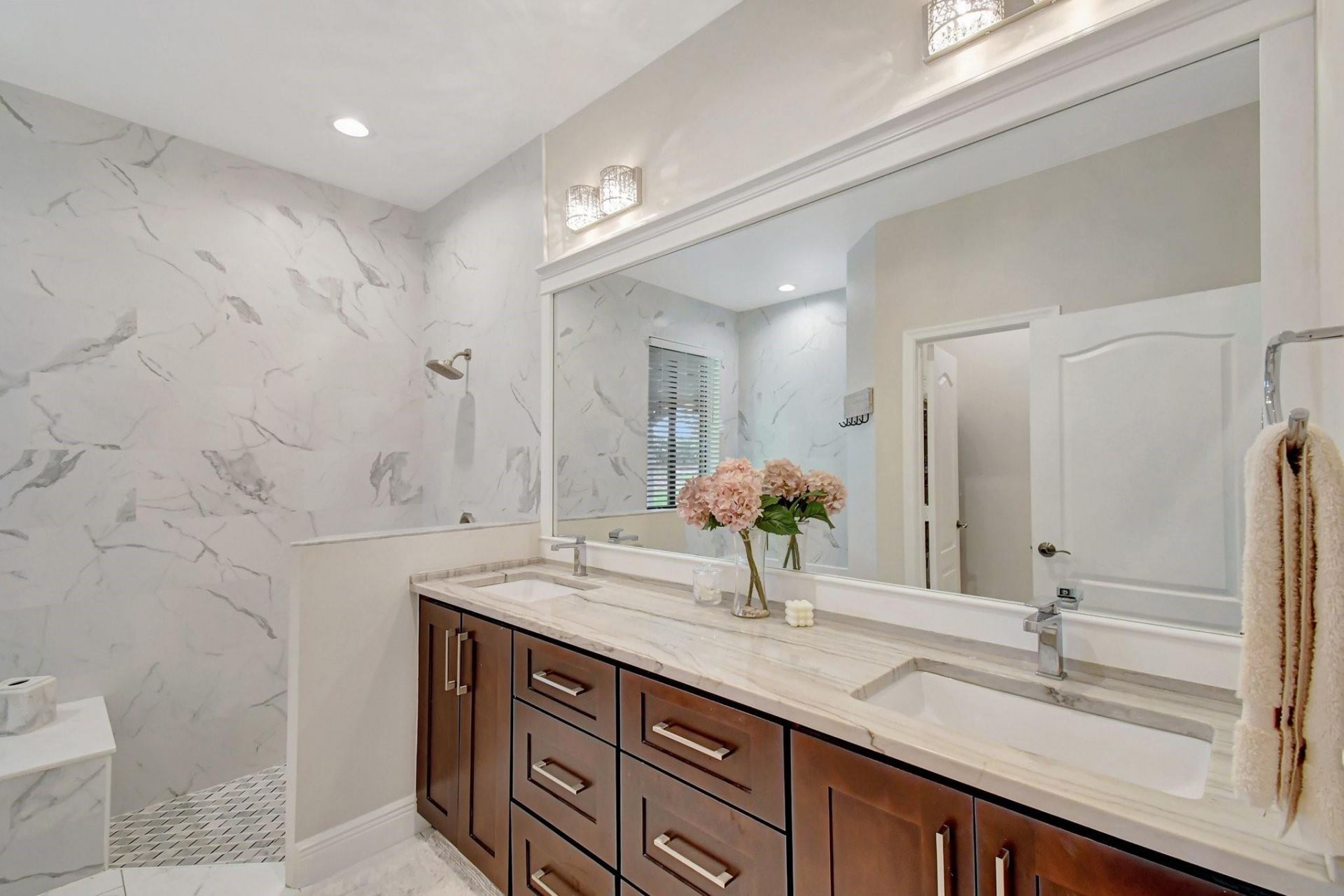 6041 SW 195th Avenue, Pembroke Pines, FL 33332 Photo