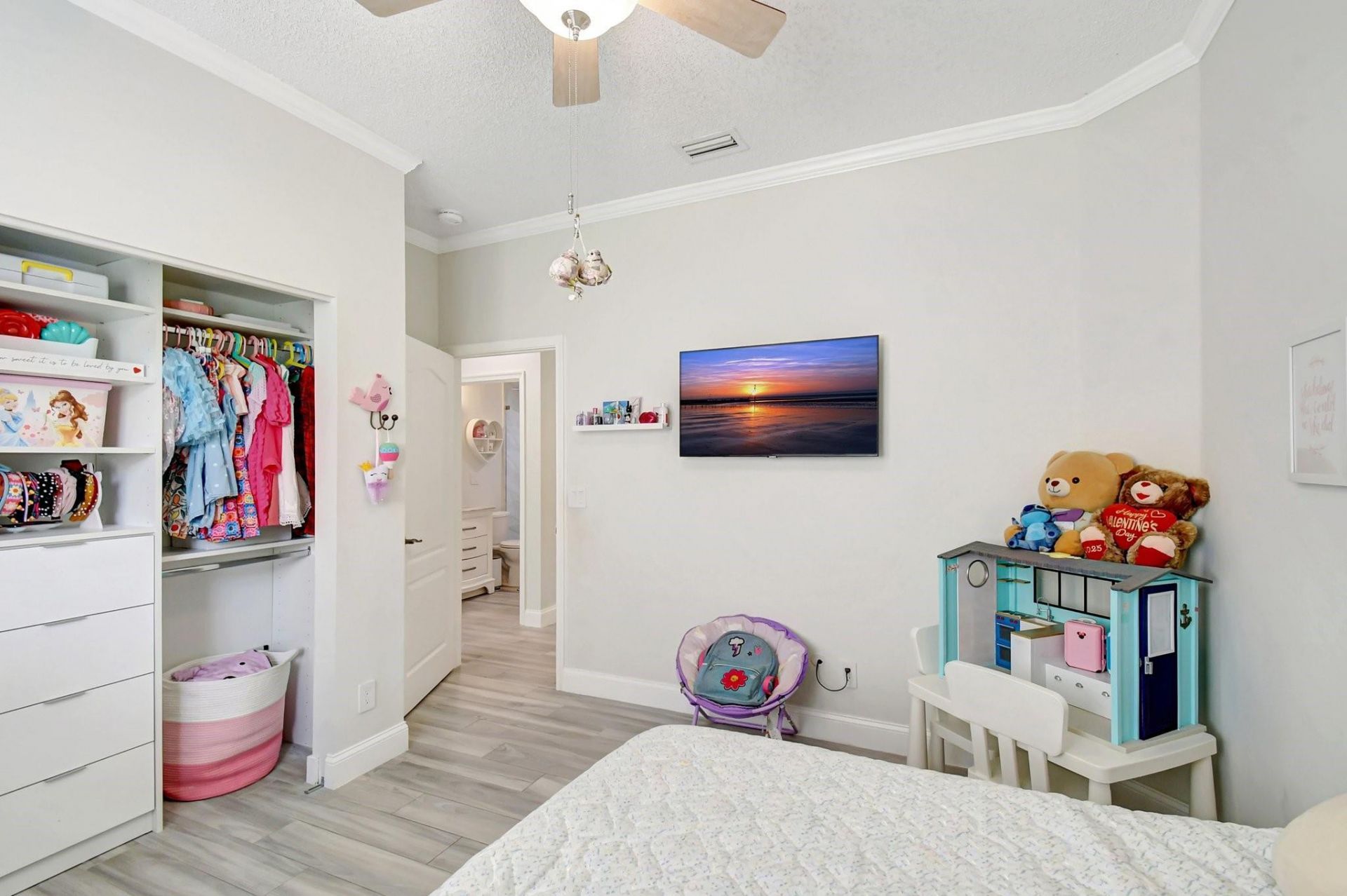 6041 SW 195th Avenue, Pembroke Pines, FL 33332 Photo