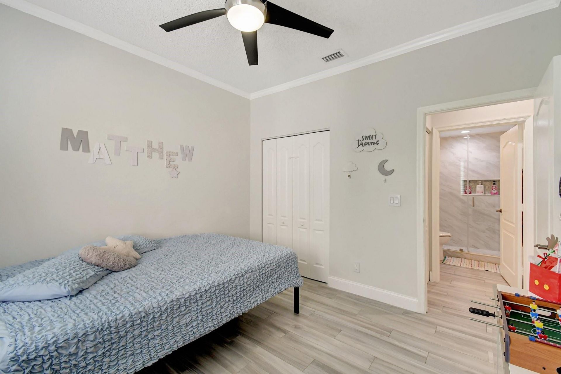 6041 SW 195th Avenue, Pembroke Pines, FL 33332 Photo