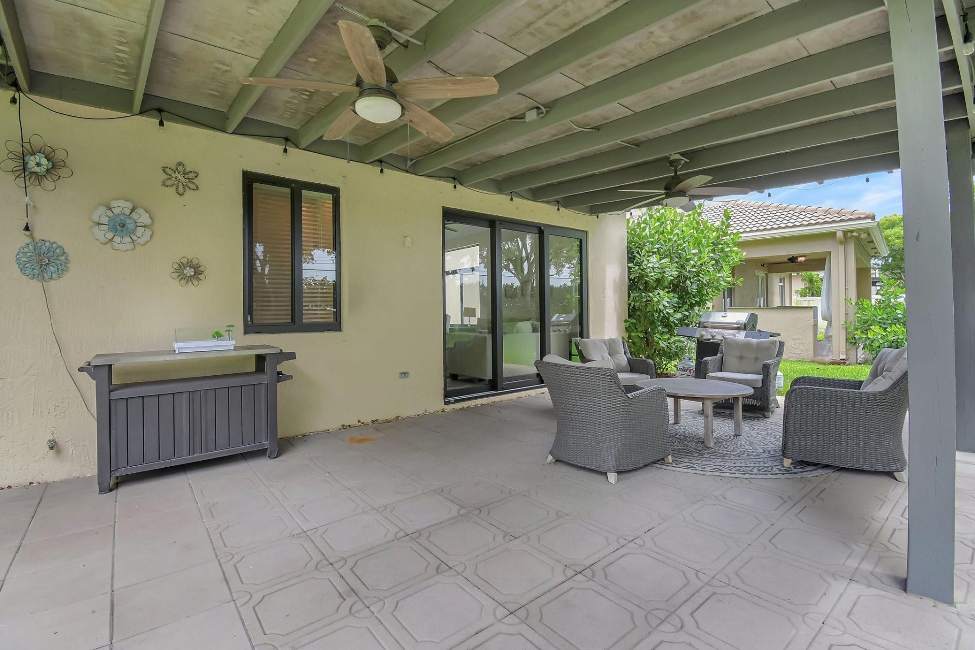 6041 SW 195th Avenue, Pembroke Pines, FL 33332 Photo