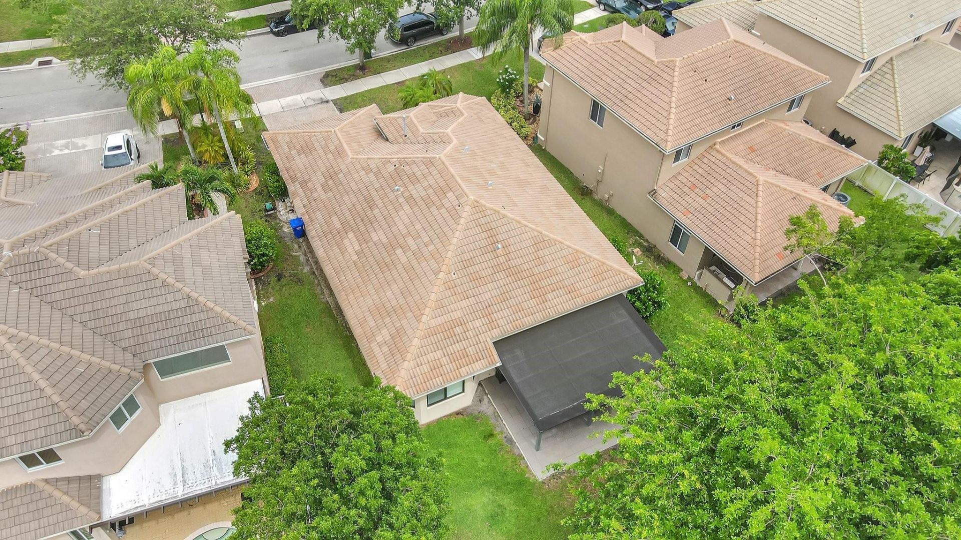 6041 SW 195th Avenue, Pembroke Pines, FL 33332 Photo