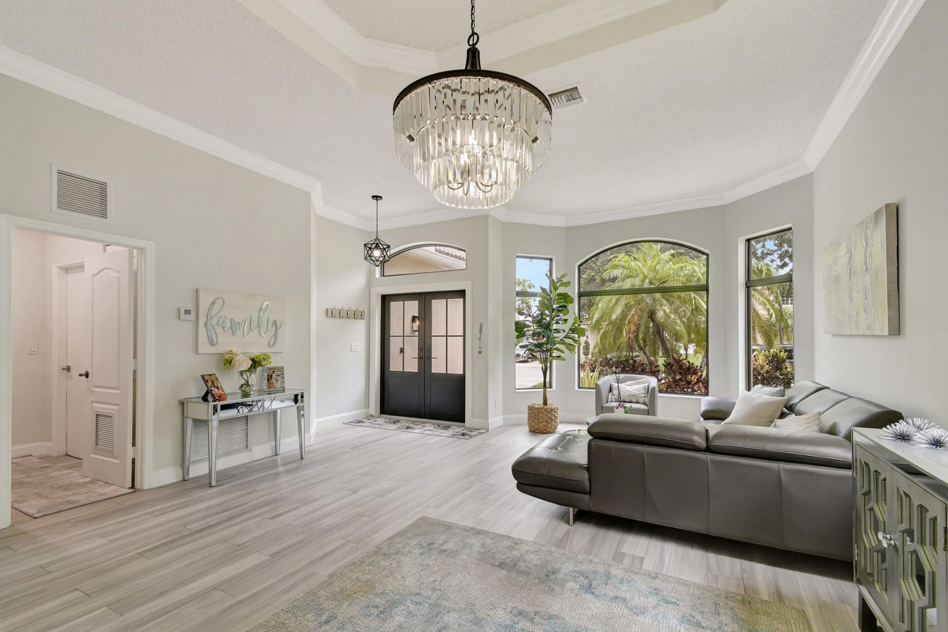6041 SW 195th Avenue, Pembroke Pines, FL 33332 Photo