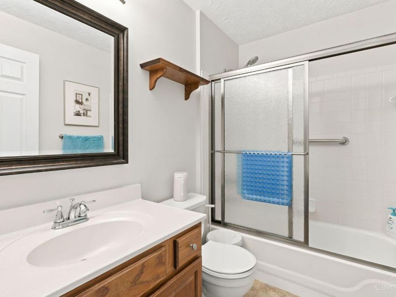 8512 Breezewood Court, West Chester, OH 45069 Photo 16