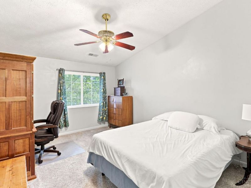 8512 Breezewood Court, West Chester, OH 45069 Photo 18