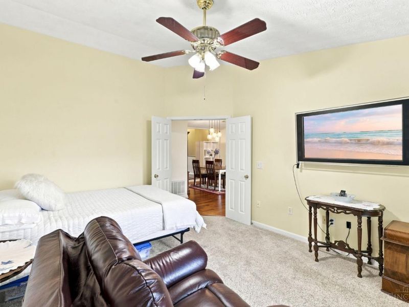 8512 Breezewood Court, West Chester, OH 45069 Photo 23