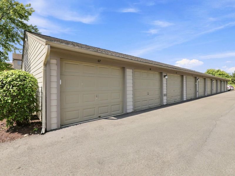 8512 Breezewood Court, West Chester, OH 45069 Photo 30