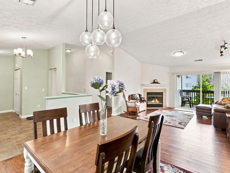 8512 Breezewood Court, West Chester, OH 45069 Photo 5