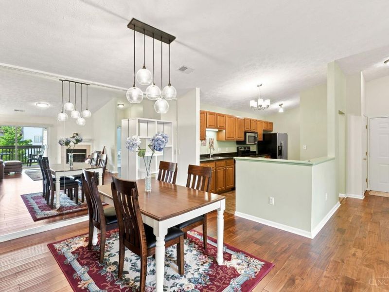 8512 Breezewood Court, West Chester, OH 45069 Photo 8