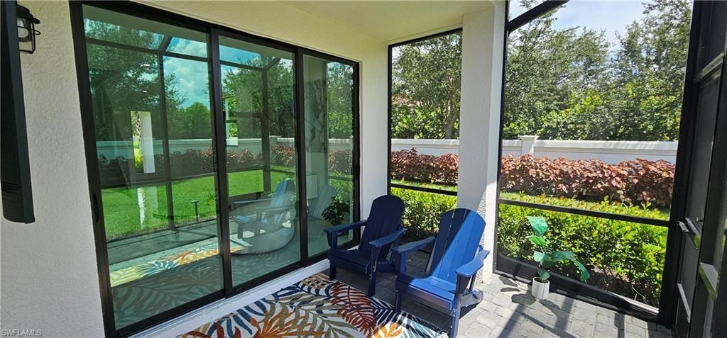7510 Rockefeller Dr, Naples, FL 34119 Photo