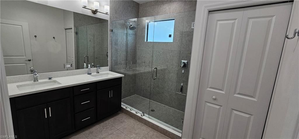 7510 Rockefeller Dr, Naples, FL 34119 Photo