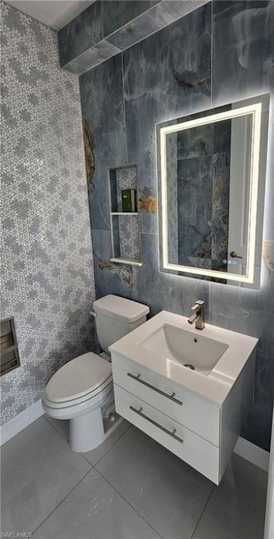 7510 Rockefeller Dr, Naples, FL 34119 Photo
