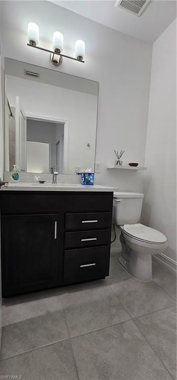 7510 Rockefeller Dr, Naples, FL 34119 Photo