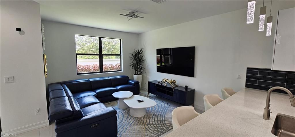 7510 Rockefeller Dr, Naples, FL 34119 Photo