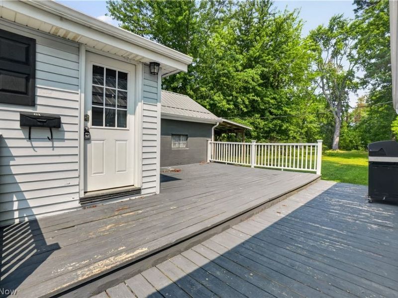 61 W Erie Street , Jefferson, OH 44047 Photo 3