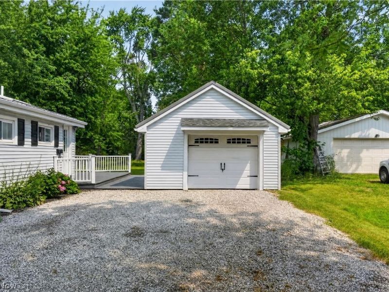 61 W Erie Street , Jefferson, OH 44047 Photo 8