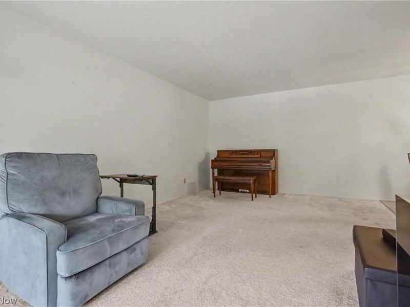 3064 Kent Road, Unit 207, Stow, OH 44224 Photo 6