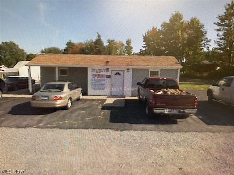 729 W 130th Street, Hinckley, OH 44233 Photo 1