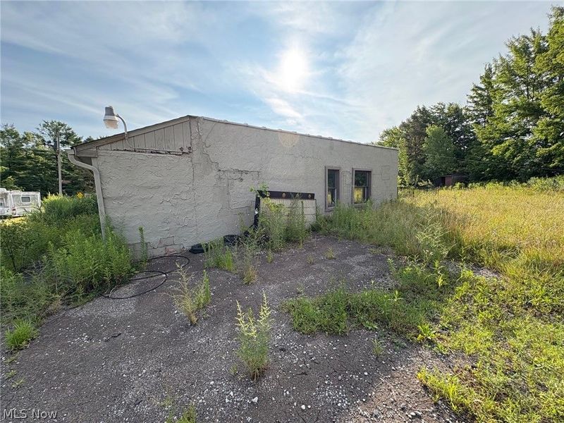 729 W 130th Street, Hinckley, OH 44233 Photo 4