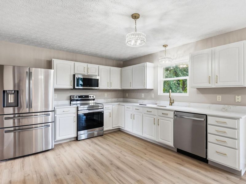 101 Bingham Circle, Delaware, OH 43015 Photo 12
