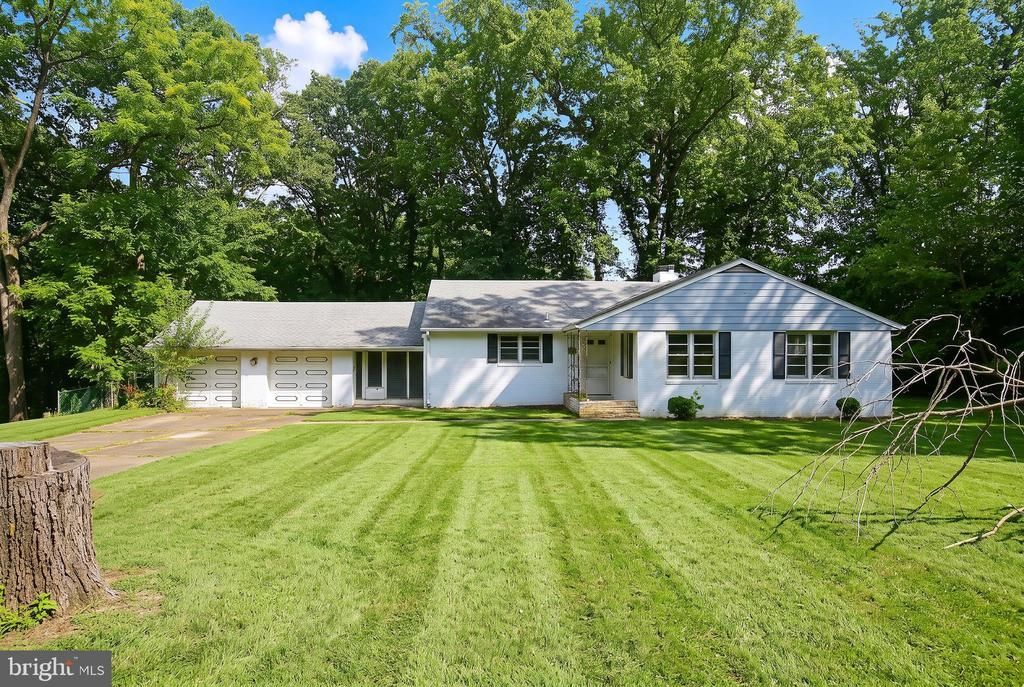 17 Brookdale Drive , Cherry Hill, NJ 08034 Main Photo