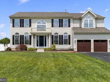6 SKYLINE CIRCLE , SEWELL, NJ 08080