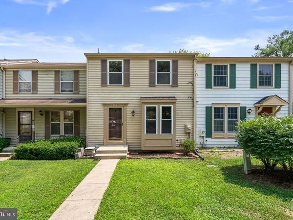 7 BALLINGER COURT , BURTONSVILLE, MD 20866