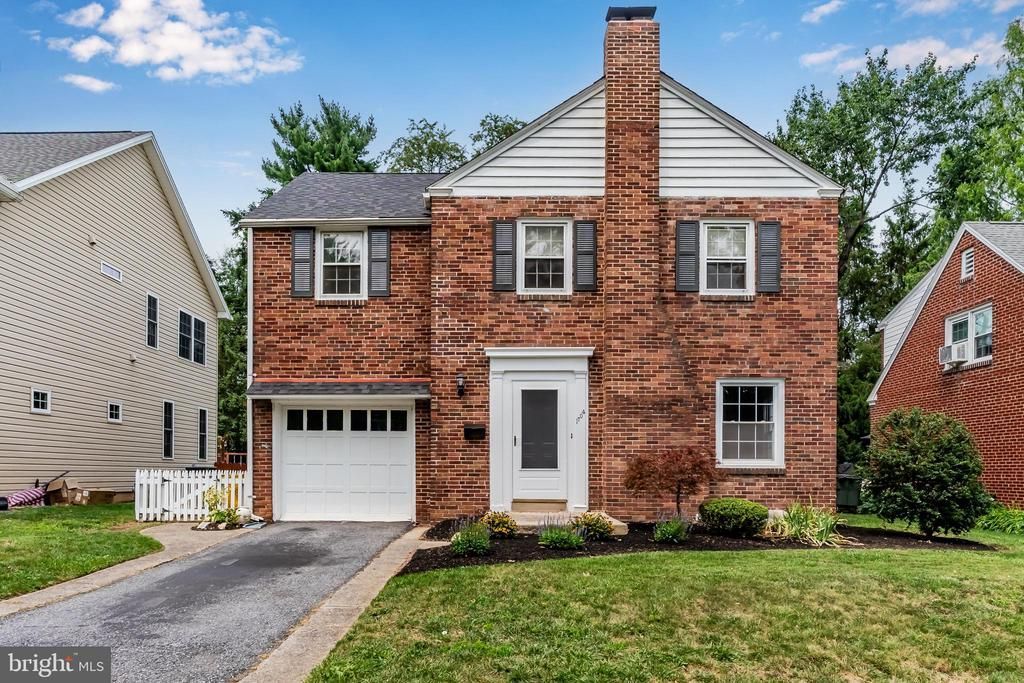 1704 WYNDHAM ROAD , CAMP HILL, PA 17011