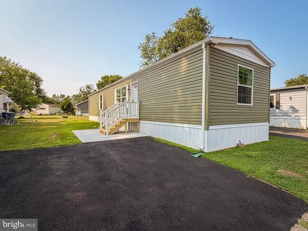 4135 DAVIS DRIVE, MORRISVILLE, PA 19067