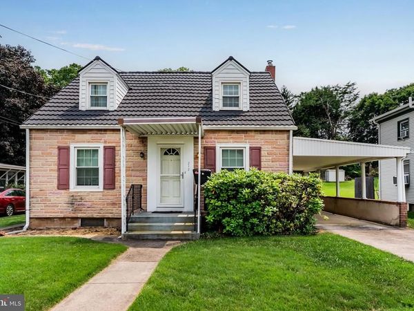 212 CLARK STREET, LEMOYNE, PA 17043